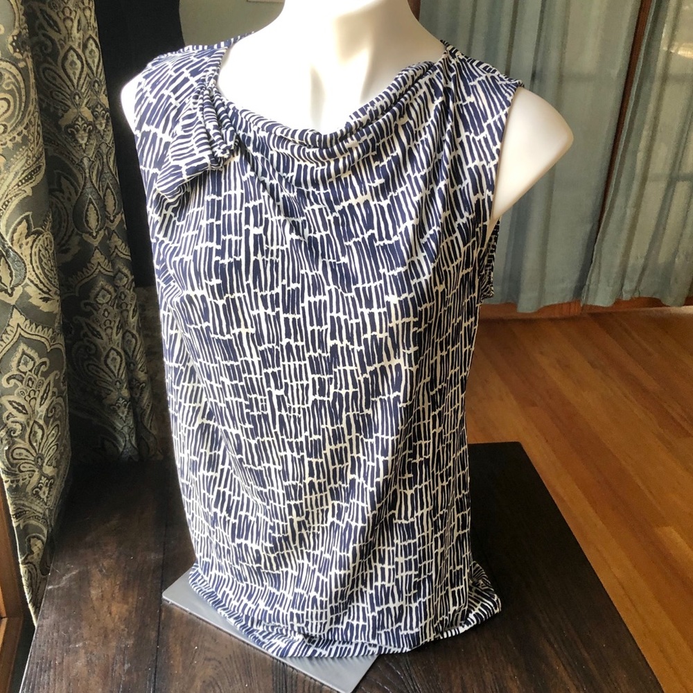 Banana Republic Sleeveless Printed Blouse